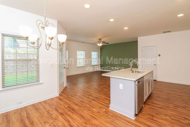 Building Photo - 28 Wesley Drew Ln