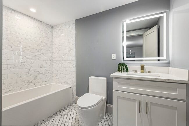 Building Photo - 41 Westmoreland St