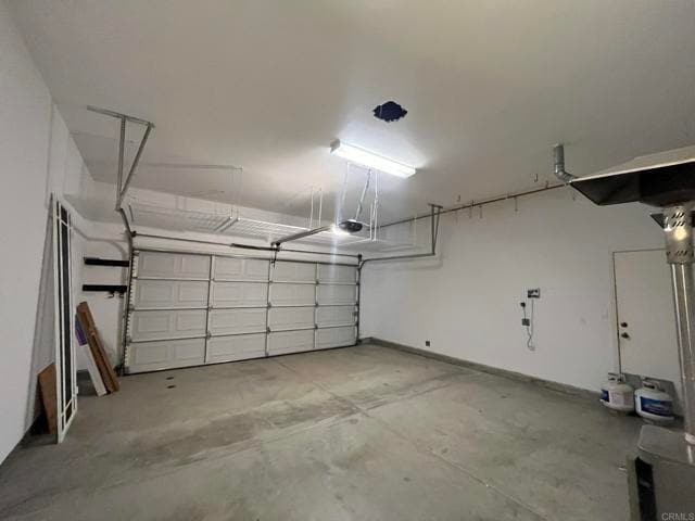 Primary Photo - 593 Lone Oak Pl