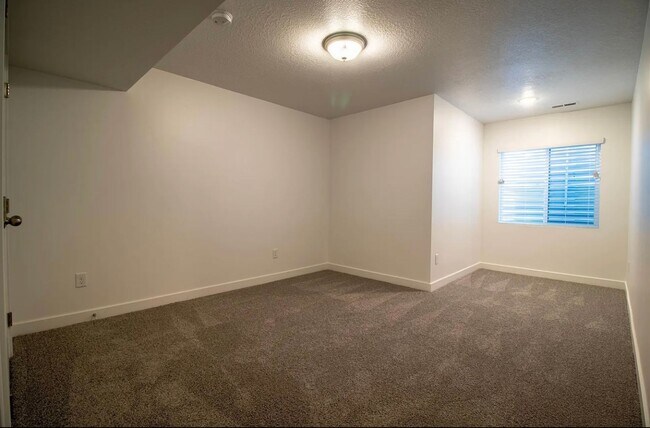 Building Photo - **Coming soon! ** FAMILY HOME IN PRESTIGIOUS LEHI COMMUNITY