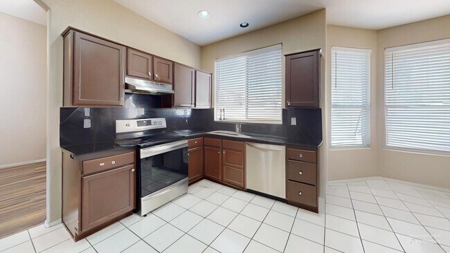 Building Photo - 1254 W Browning Way