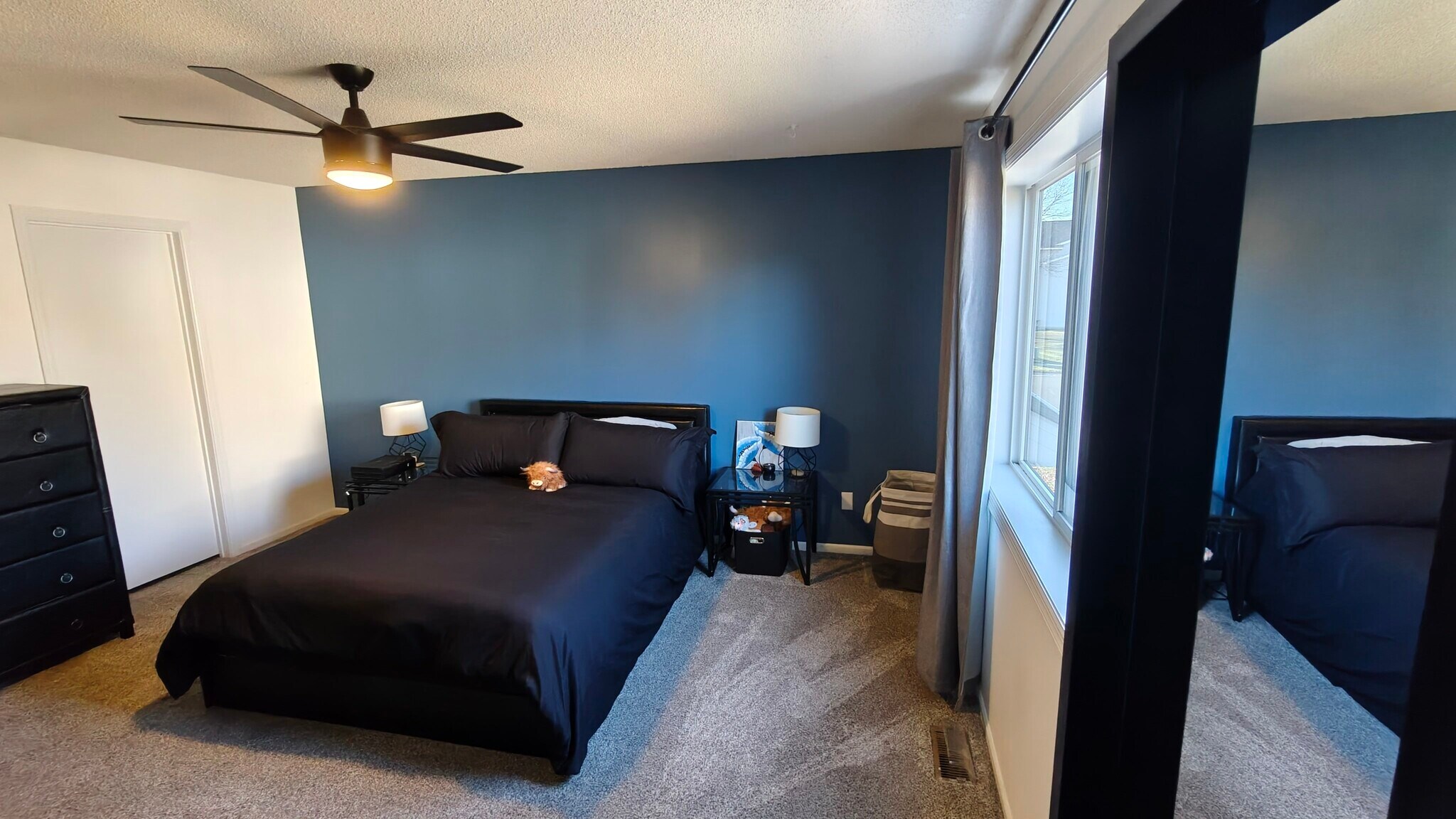 Building Photo - 1943 Parkway Ave