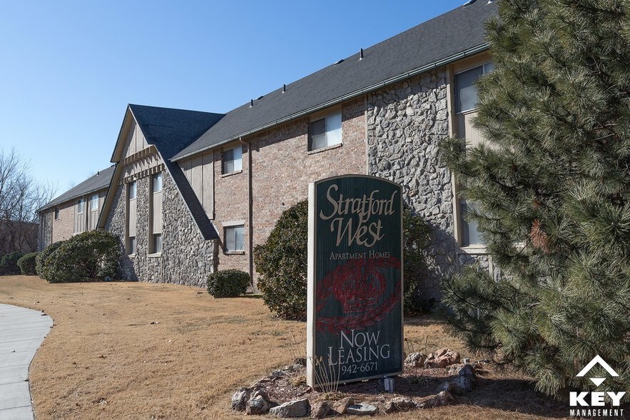 Stratford West Apartments Wichita, KS Apartment Finder