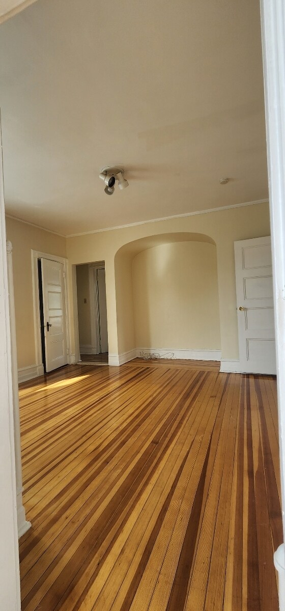 Building Photo - 248 Summit Ave