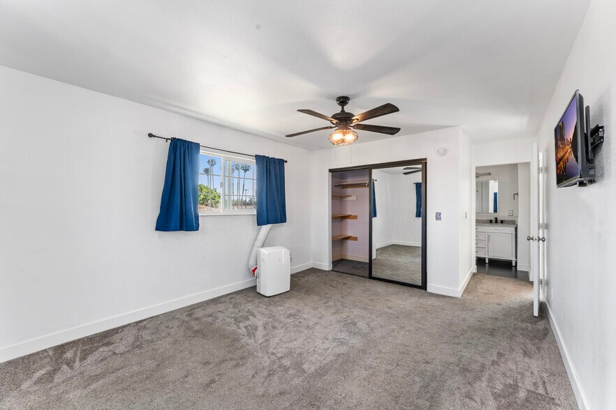 Building Photo - 1116 Ebony Ave