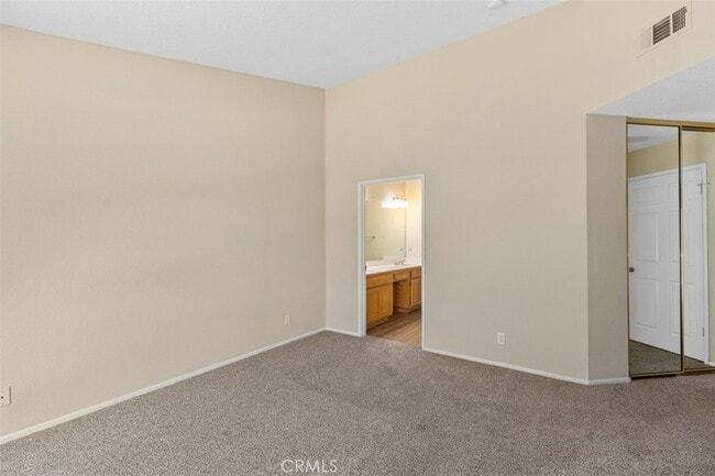 Building Photo - 41 Alondra