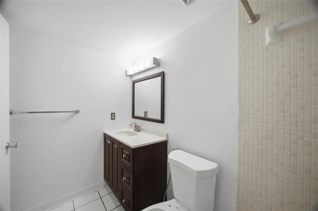 Building Photo - 6336 Newtown Cir