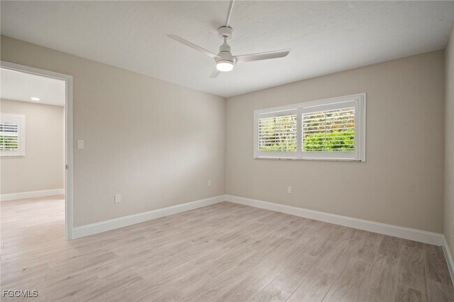 Building Photo - 16380 Dublin Cir