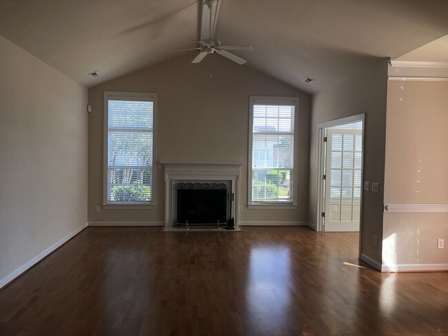 Building Photo - 4613 Thorn Leaf Court