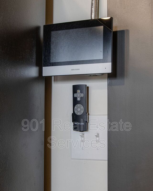 Building Photo - 124 Monroe Ave