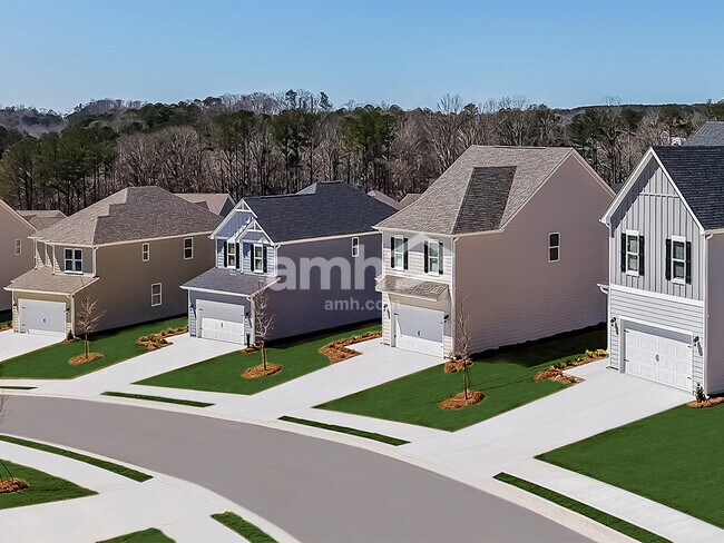 Building Photo - 1036 Highland Walk