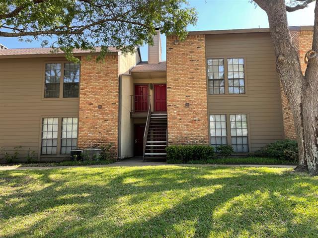 Building Photo - 15221 Berry Trail