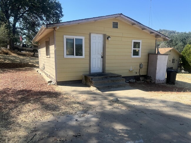 Building Photo - 5260 CA-49