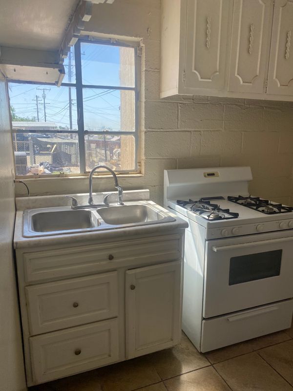 Building Photo - 7736 Ranchland Dr