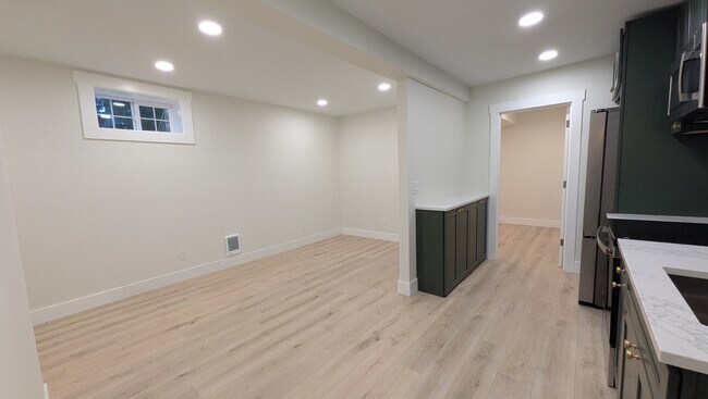 Building Photo - 4310 Grant St