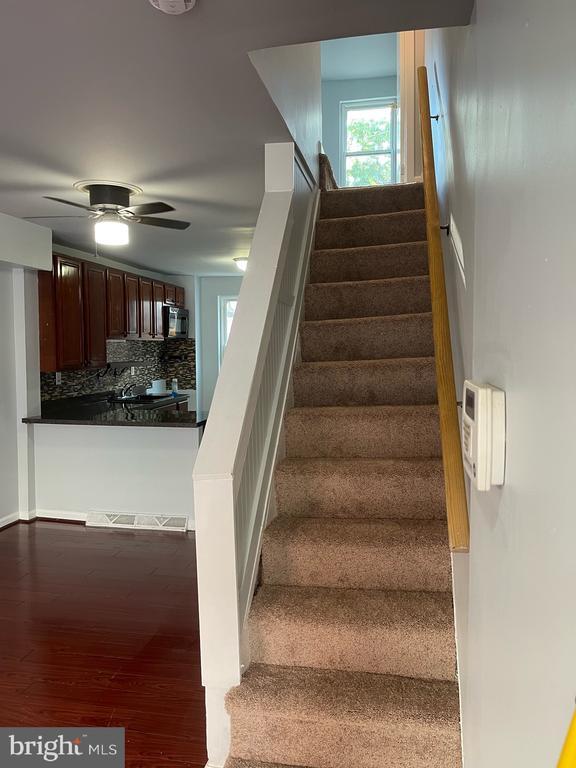 Building Photo - 1810 N Chapel St