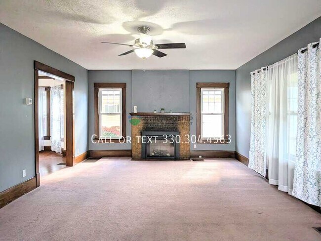 Building Photo - 750 Amherst Rd NE