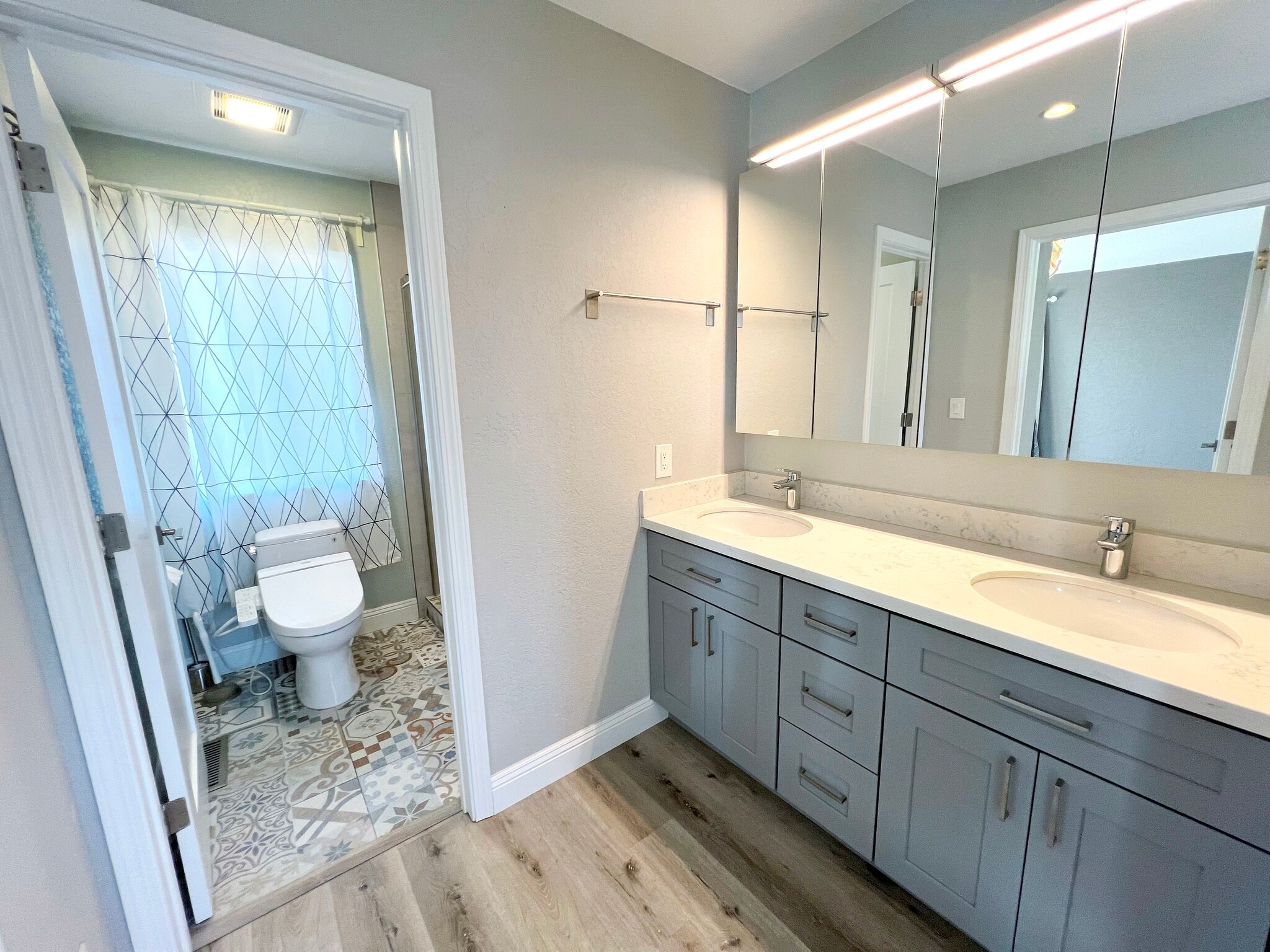 Bathroom with double sinks and TOTO washlet - 1495 Kavanaugh Dr
