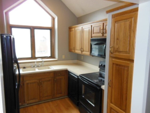 Building Photo - 4811 Horton St