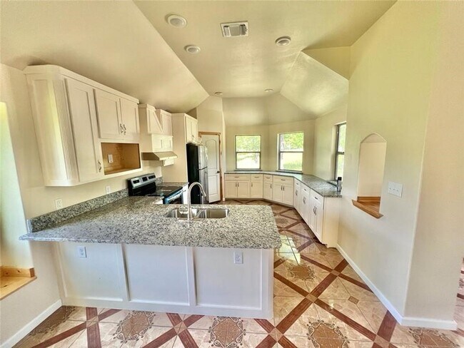 Building Photo - 8127 Burleson Manor Rd