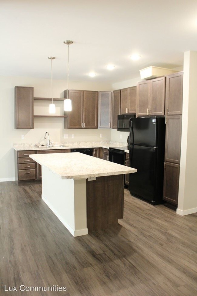 Building Photo - 2 br, 2 bath Apartment - 2899 34th St S