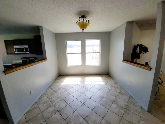 Building Photo - 1330 Blazing Star Trail