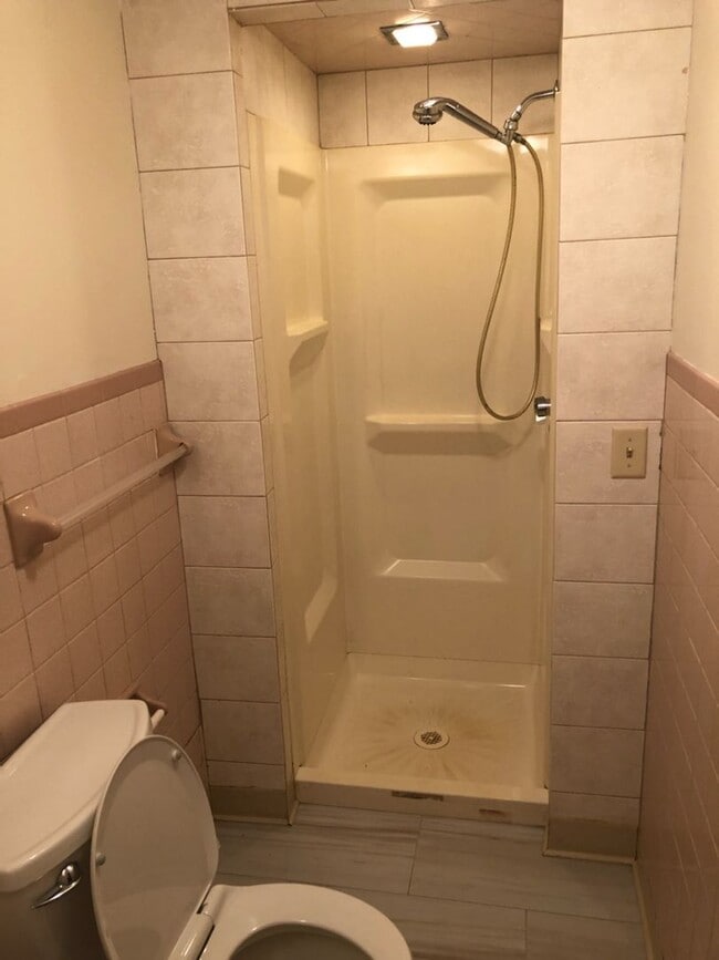 Building Photo - South Orleans 2 Bedroom