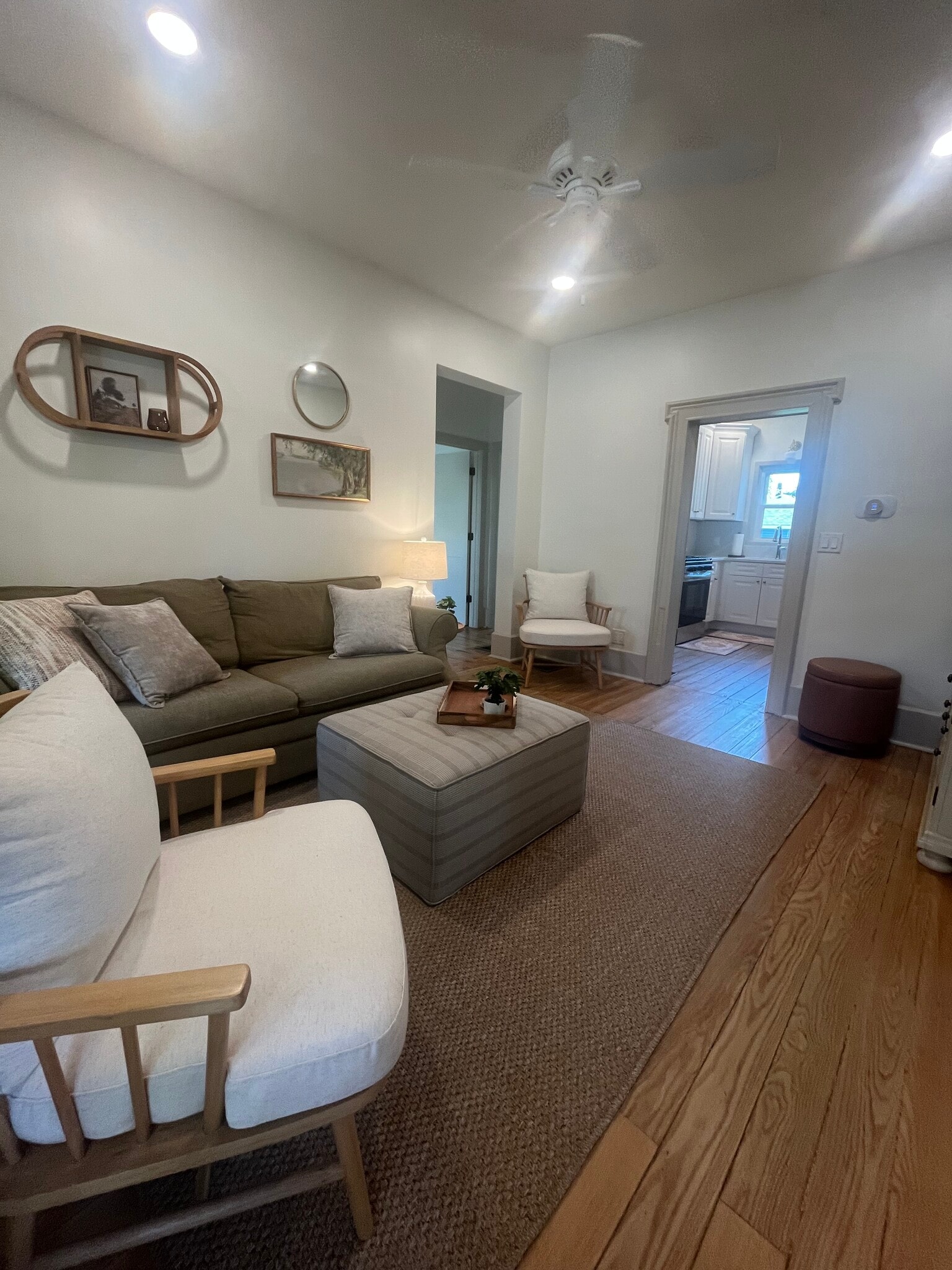 Building Photo - 406 W Front St