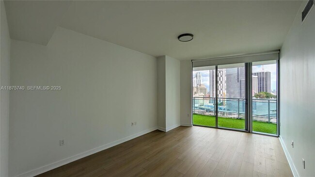 Building Photo - 350 S Miami Ave