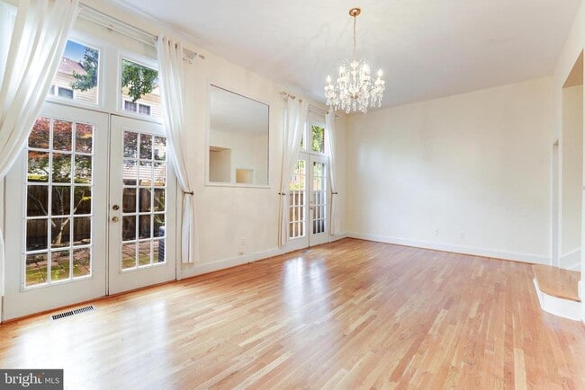 Building Photo - 8509 Jeffersonian Ct