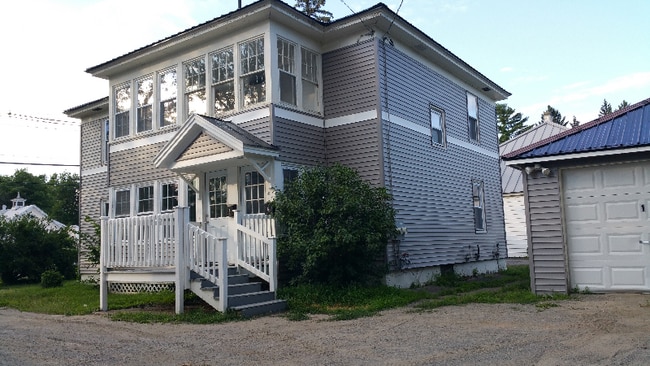 Building Photo - 162 Silver St