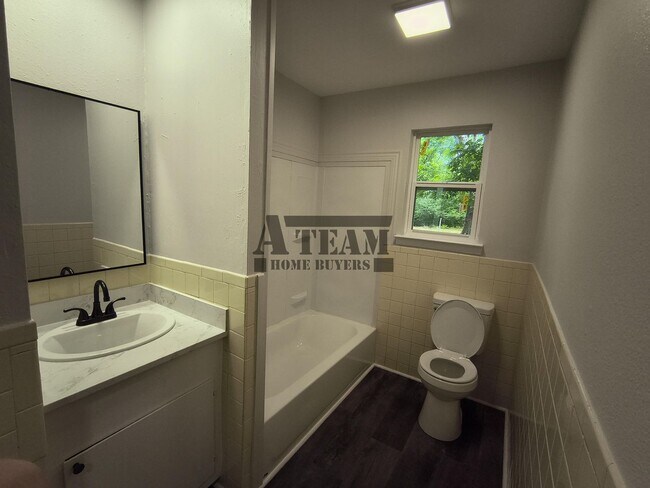 Building Photo - Cozy 2 Bed 1 Bath home for rent!