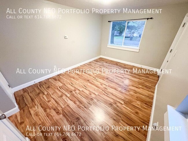 Building Photo - 1046 Republic Ave