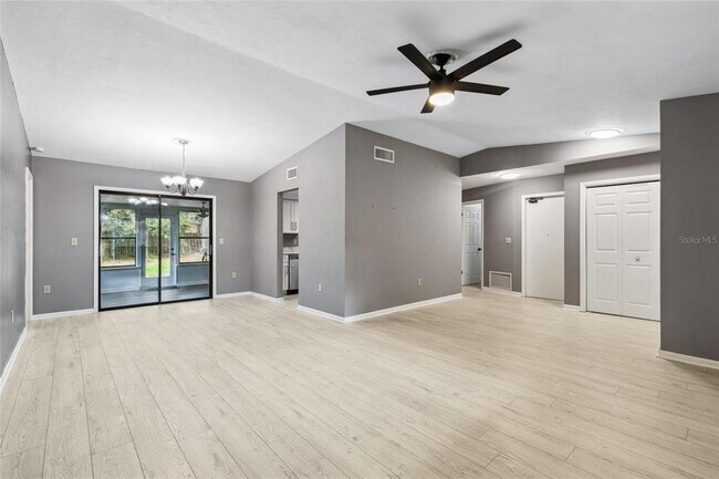 Building Photo - 1716 SW 77th Terrace