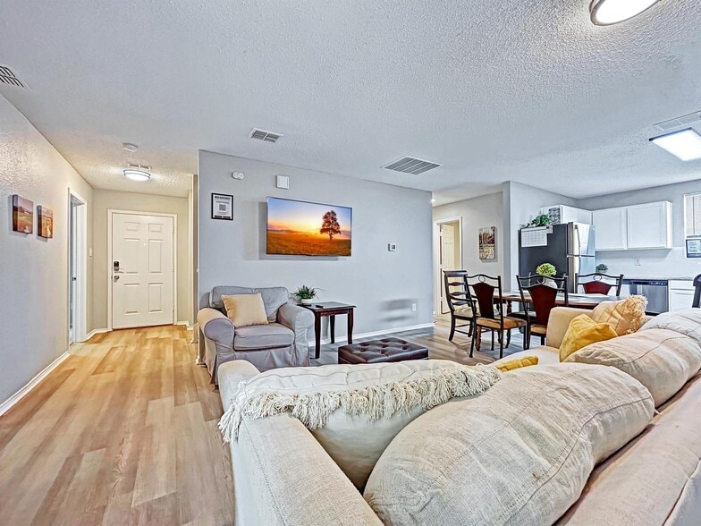 Building Photo - Lancaster Stunner with a Gorgeous Open Floor Plan and Elegant Finishes
