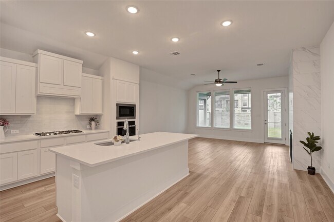 Building Photo - 6027 Churchill Spgs Ln