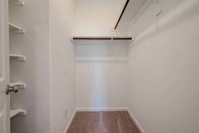 Building Photo - 5010 Slate Prt Ct