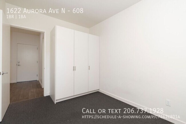 Building Photo - 1622 Aurora Ave N