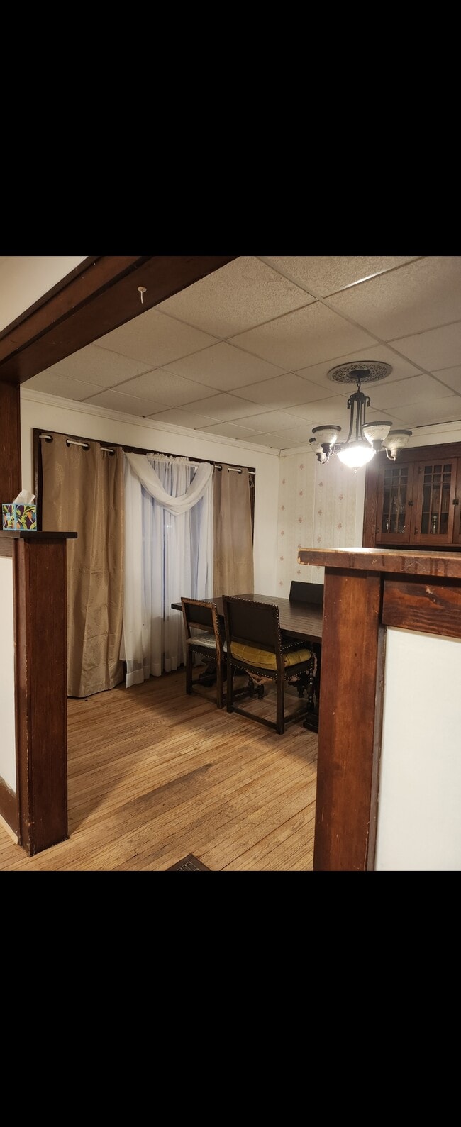 Building Photo - 616 2nd Ave NE