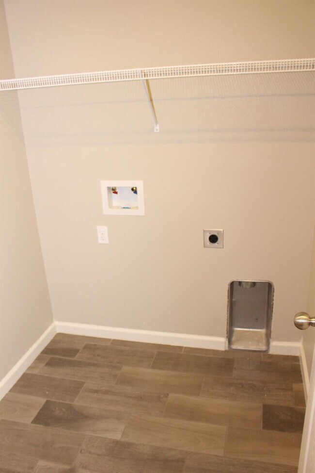 Building Photo - 3879 Mecca Ave