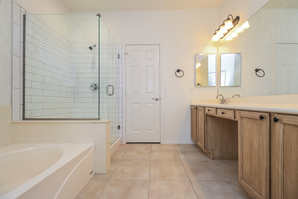 Building Photo - 6629 W Range Mule Dr