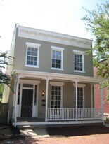 Building Photo - 715 W Clay St