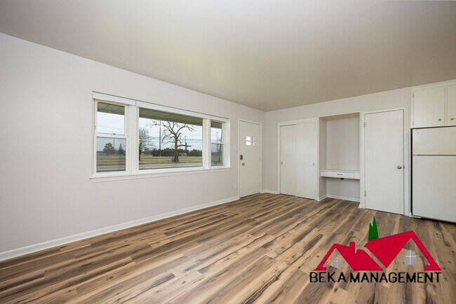 Building Photo - 12523 Pennsylvania Rd