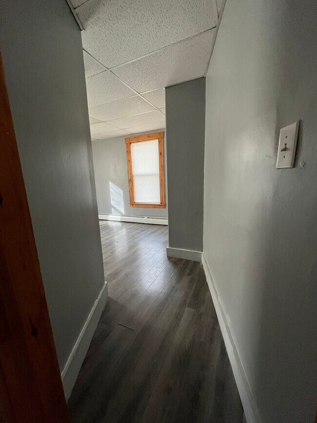 Building Photo - 25 Maine Ave