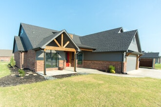 Building Photo - 14195 N 54th E Ave