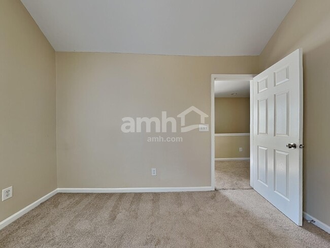Building Photo - 5729 Brookfield Pointe Dr