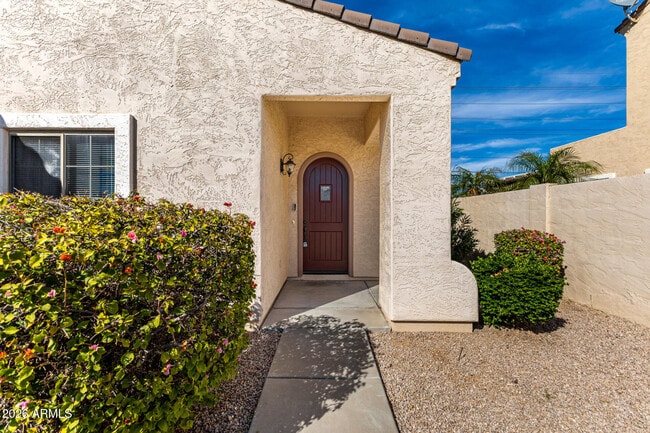 Building Photo - 16946 N 49th Way