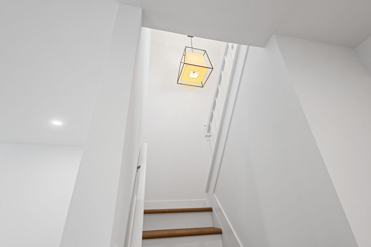 Building Photo - 5 Exeter Ct