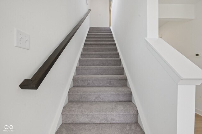 Building Photo - 15480 Postman Rd