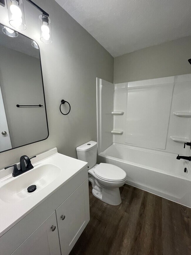 Building Photo - 30-32 Morehouse-NOREMAC